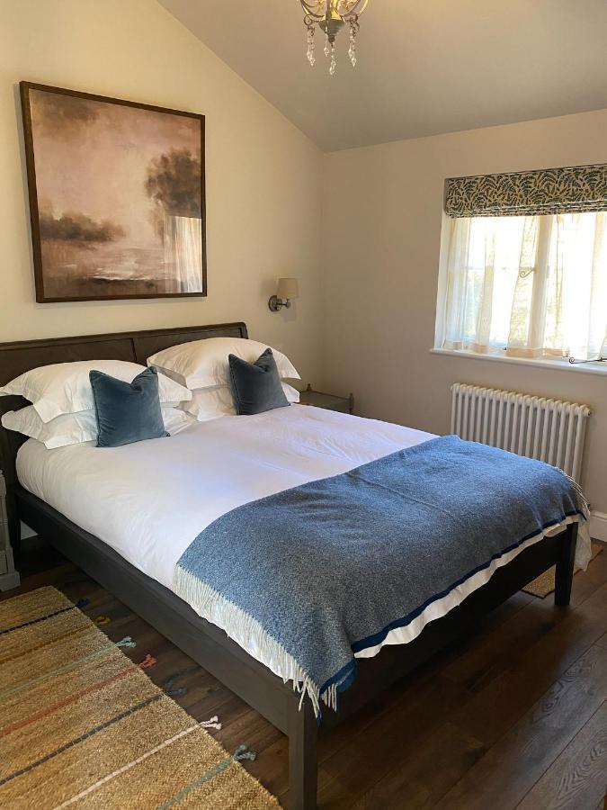 Pear Tree Cabin Бьюли Экстерьер фото